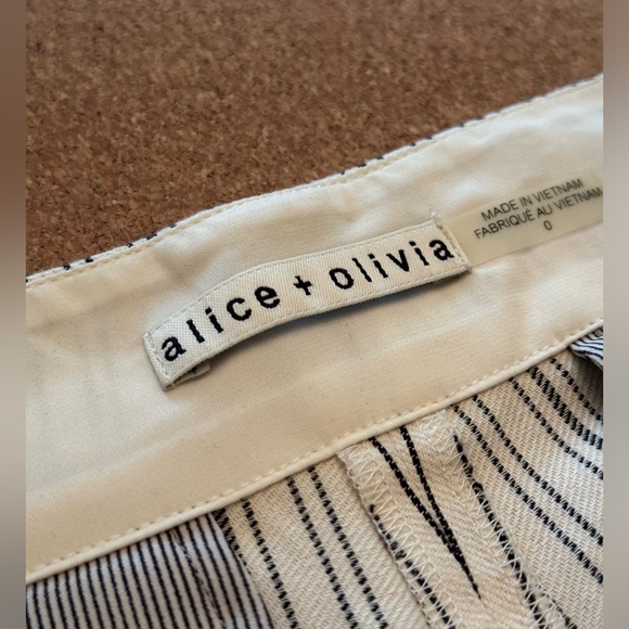 ALICE + OLIVIA - PANTS - 100% COTTON - 100% LAMB LEATHER - Sz 0 - Picture 2 of 5